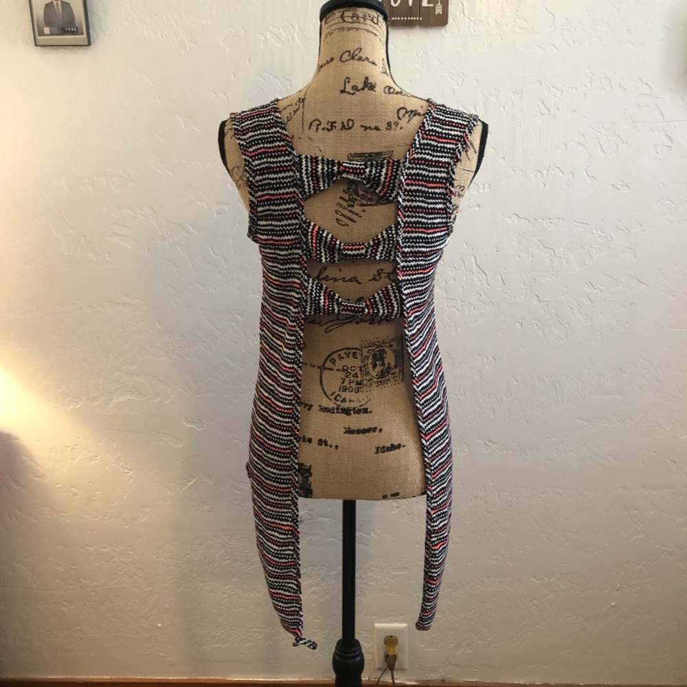 Myth open back with straps, 34 bust